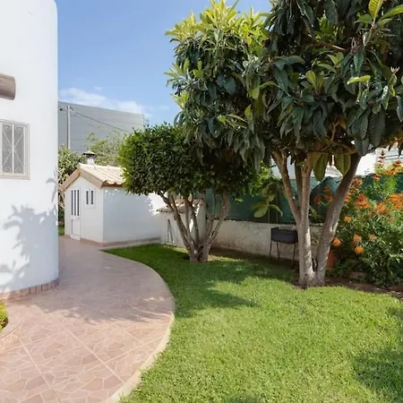 Villa Rosado - Moradia Para 6 Com Ac, Jardim A 5 Min Do Centro De Albufeira Exterior foto