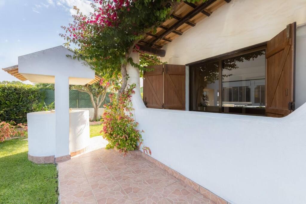 Casa de Férias Rosado - Moradia 6 Com Ac, Jardim A 5 Min Do Centro De Albufeira